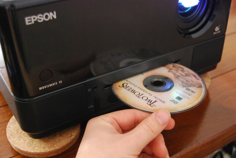 Illustration for article titled Lightning Round: Epson MovieMate 72 All-In-One HD Projector